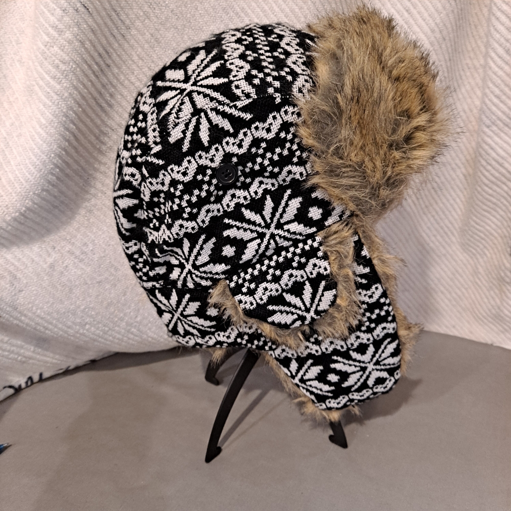 Black And White Patterned Wool Blend Trapper Hat … - image 1